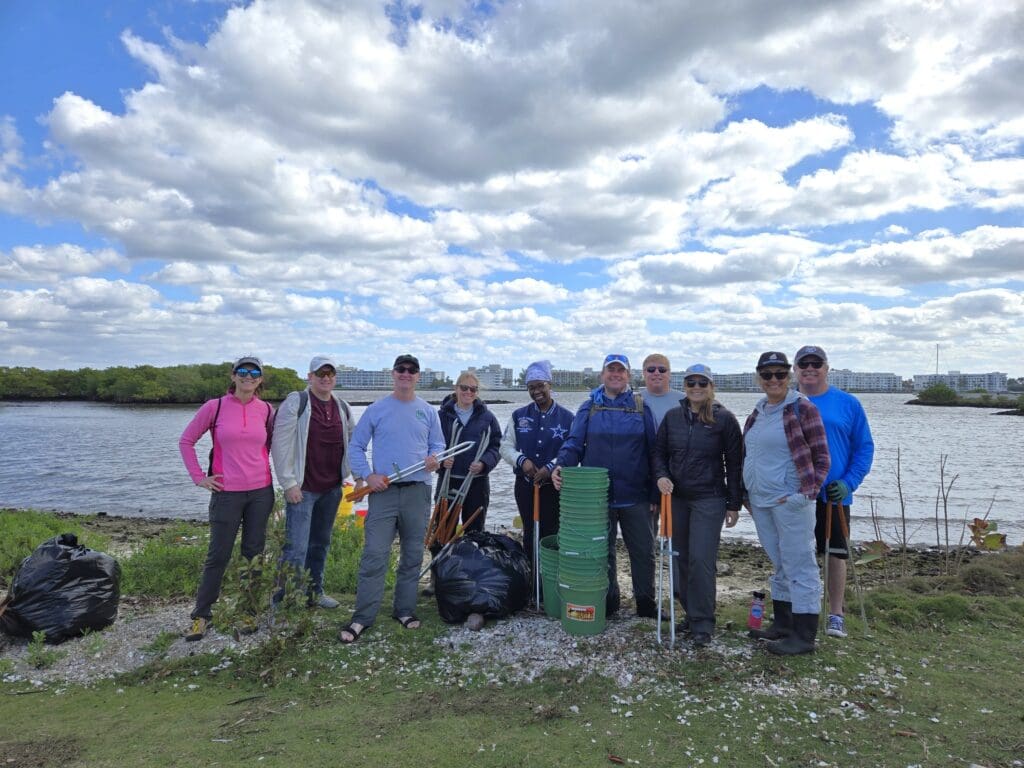 beach cleanup picture
