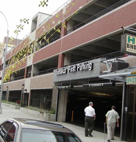 163rd Street Parking Structure — image 1