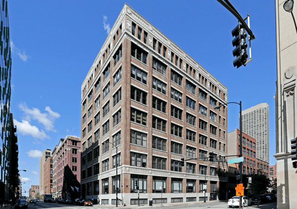 600 West Jackson Blvd. Evaluation and Repair of Facade — image 2