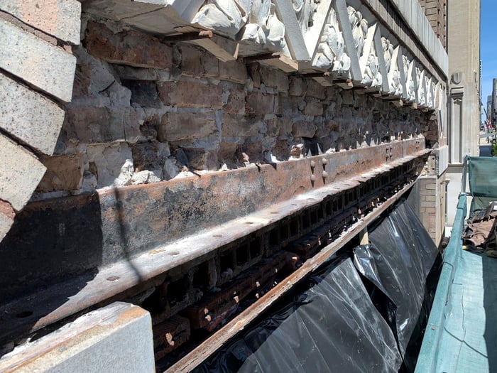 600 West Jackson Blvd. Evaluation and Repair of Facade — image 4