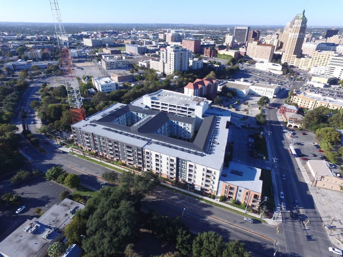 Agave Apartments — image 1