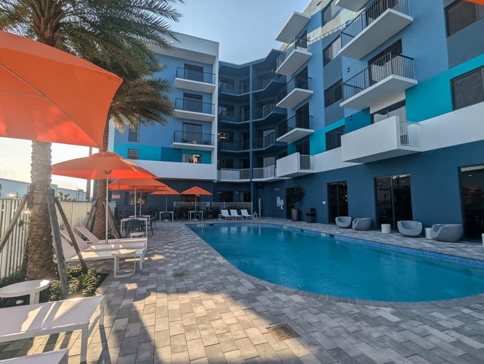 Avery Lake Worth Beach — image 5