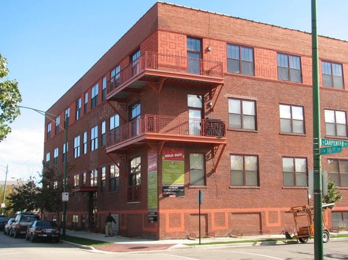 Chantico Lofts Restoration of Façade — image 1