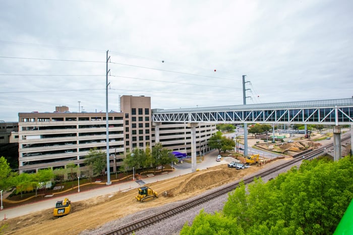 Children’s Medical Center of Dallas - Parking Structures and Pedestrian Bridges — image 5
