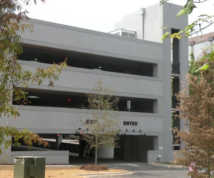 Coliseum Centre — image 1