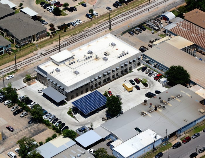 Endeavor Office Building (2021 East 5th Street) — image 1