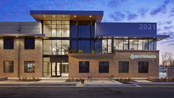 Endeavor Office Building (2021 East 5th Street) — image 3
