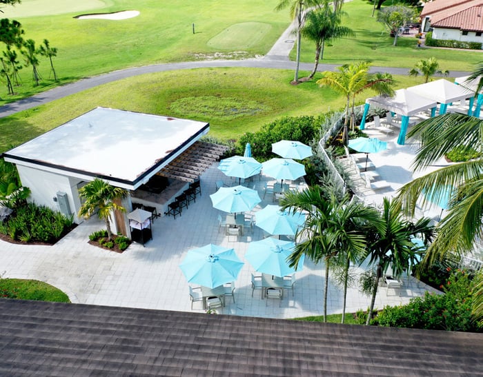 Fountains Pool Bar Addition — image 5