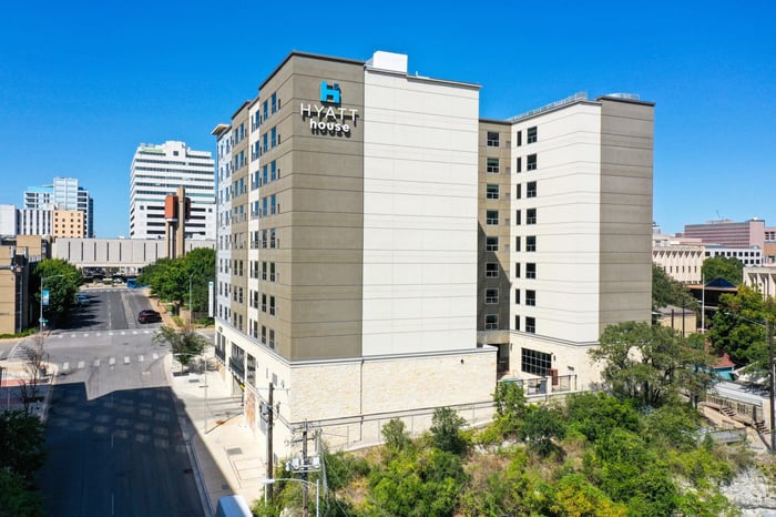 Hyatt House Austin Downtown — image 4