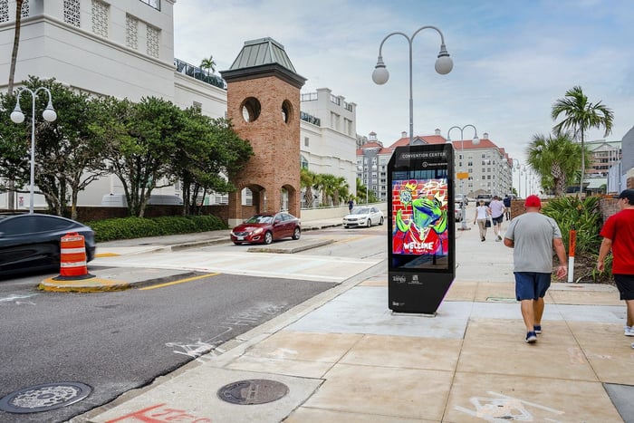 IKE Smart City Kiosks — image 4