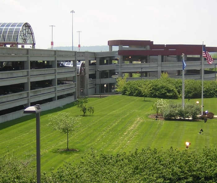 Louisville International Airport Parking Structure — image 2