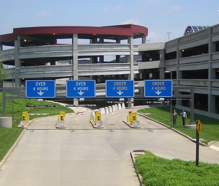 Louisville International Airport Parking Structure — image 1