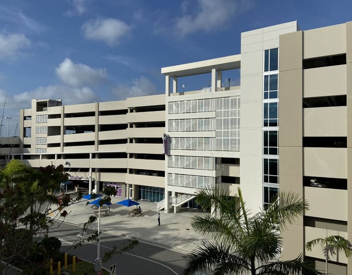 Memorial Regional Hospital — image 1