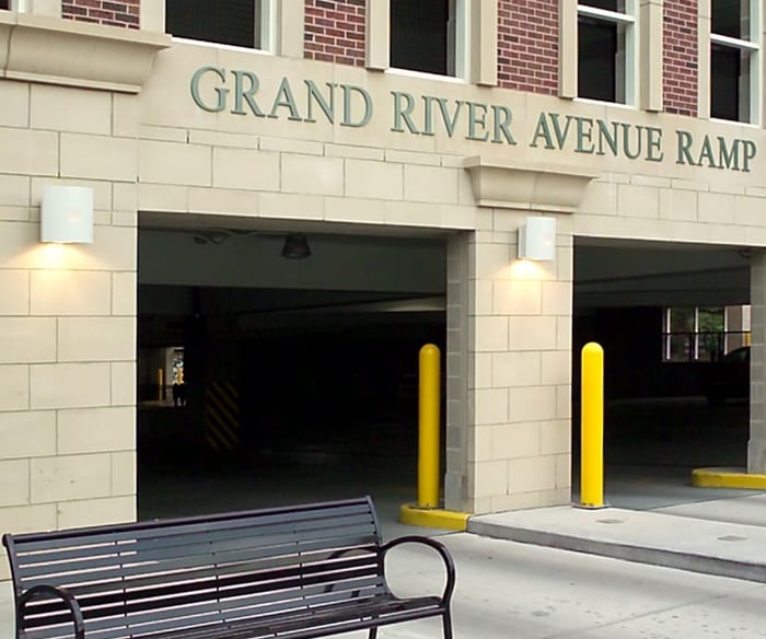 Michigan State University Grand River Avenue II Parking Structure — image 2