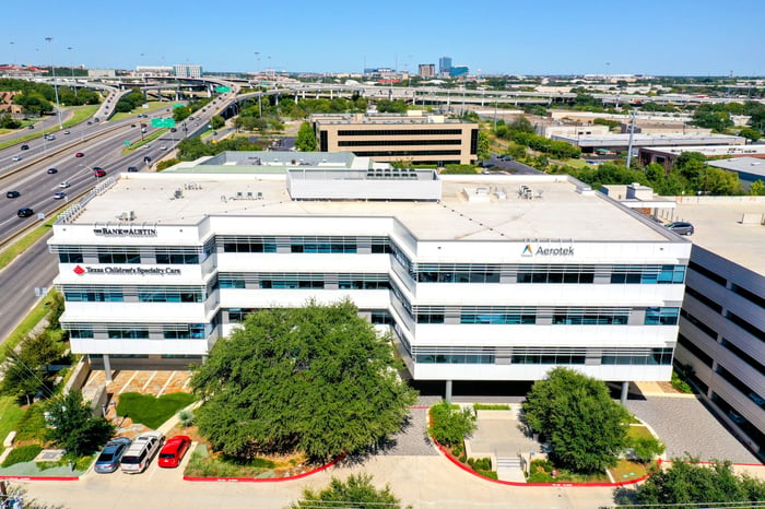 Mopac Centre — image 2