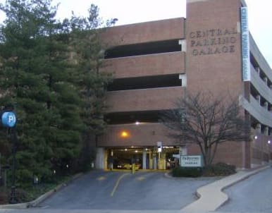 Philadelphia and King Street Parking Garage and Façade Restoration — image 1
