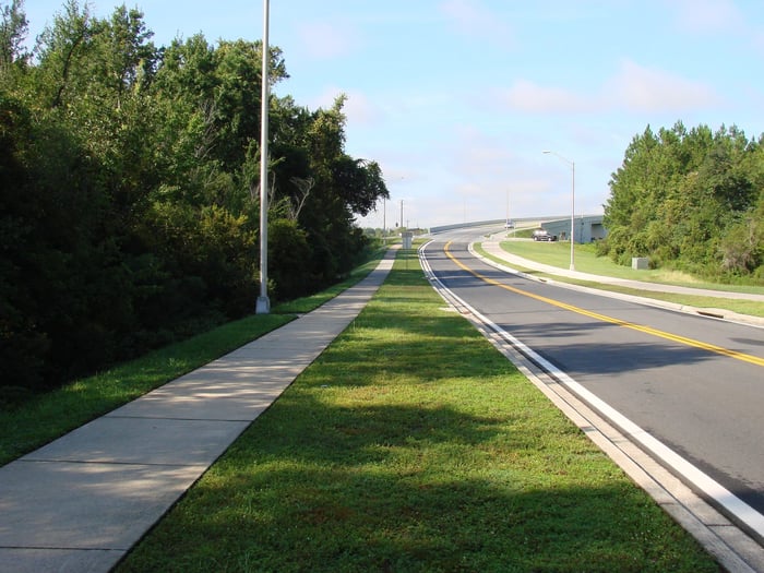 Plantation Oaks Boulevard Emergency Culvert Repair — image 4