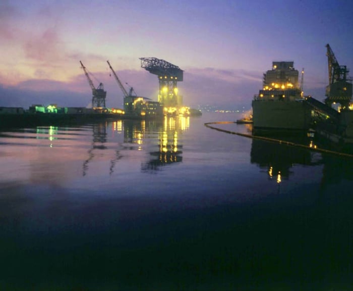 Puget Sound Naval Shipyard Parking Structure — image 2