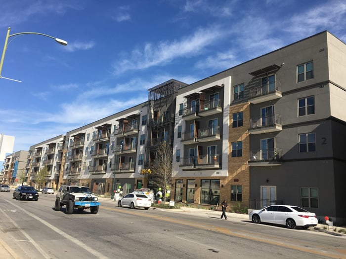 Rivera Luxury Apartments — image 1