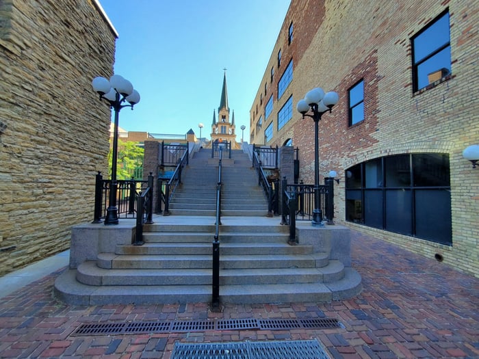 Riverplace Grand Staircase — image 1