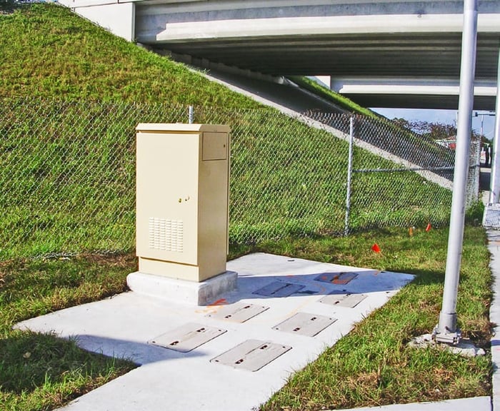 Signalization of SW 216th Street at the Homestead Extension of Florida's Turnpike — image 1