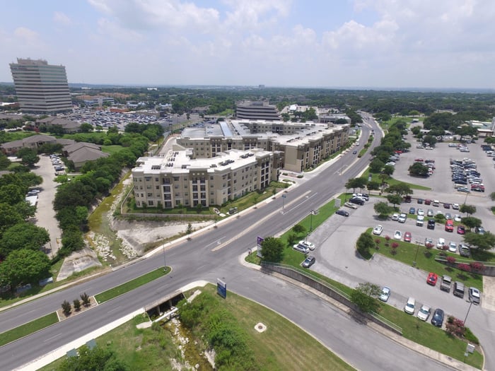 The District at Medical Center — image 2