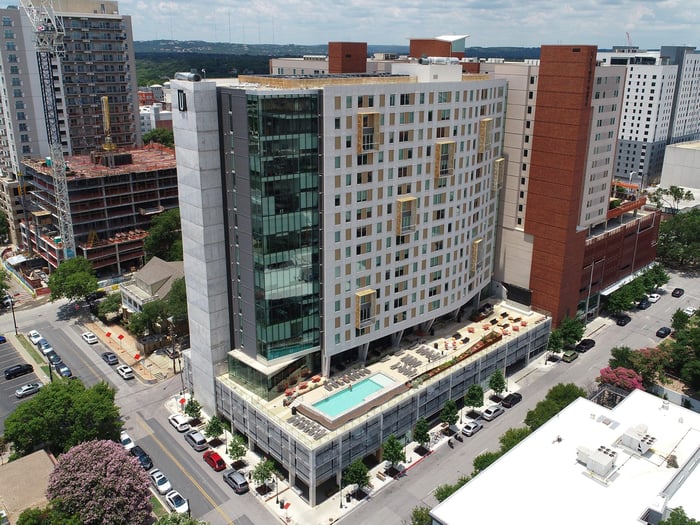 University House Austin — image 2