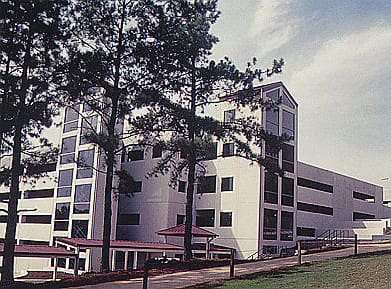 University of Georgia Parking Structure — image 1