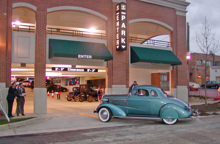 Van Buren Parking Structure — image 1
